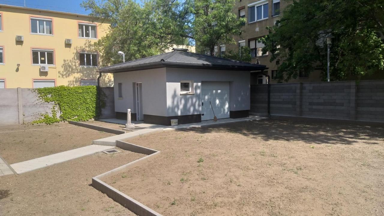 Karpatia Vendeghaz 1201 Budapest Ngoại thất bức ảnh