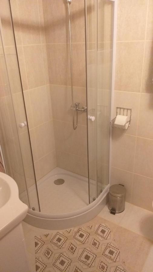 Karpatia Vendeghaz 1201 Budapest Ngoại thất bức ảnh